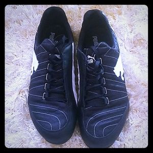 Ladies PUMA Track and Field Running Shoes